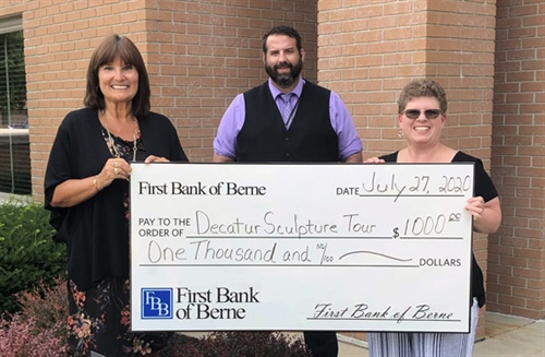 First Bank of Berne donates to the 2020 Decatur Sculpture Tour