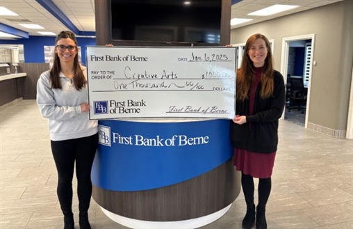 First Bank of Berne donates to Creative Arts Council of Wells County