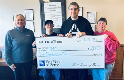 First Bank of Berne donates to JRDS