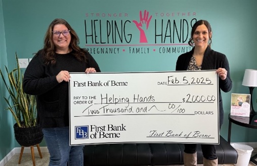 First Bank of Berne donates to Helping Hands.