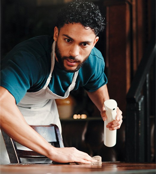 Inset-TeamWalking-Wheat-Field